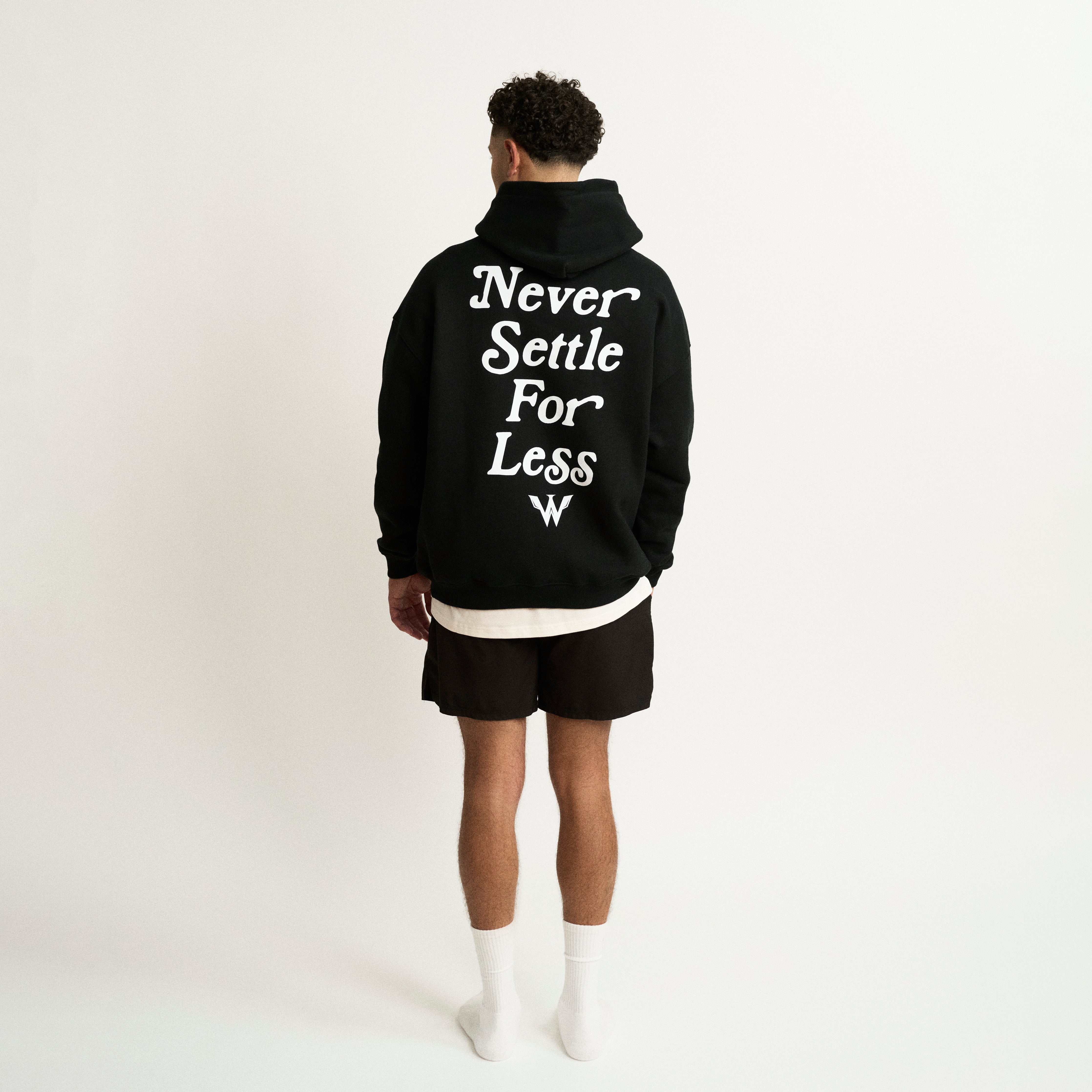 CLASSIC OVERSIZED HOODIE IN NOIR